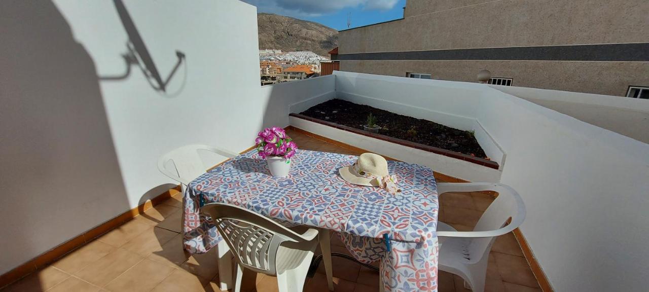 Los Cristianos Apartment, 1 Bedroom Wifi Free & Big Terrace Ngoại thất bức ảnh